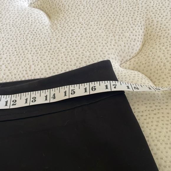 Black pencil skirt with side zip & back slit - Picture 6 of 9